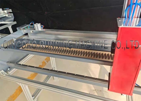 Facile semi automatique de découpeuse de doigt de la bande de conveyeur de PVC V actionné